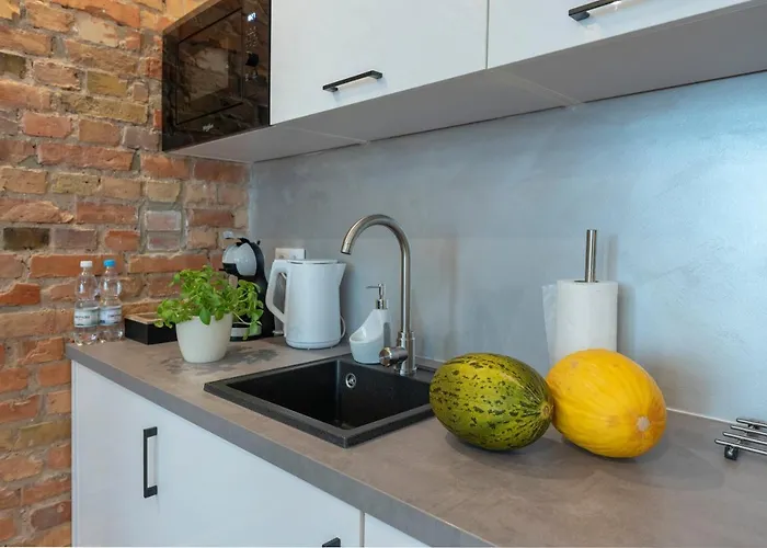 Apartment Provenir Kwiatowa 5 *