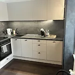 Provenir Kwiatowa 5 * Познань