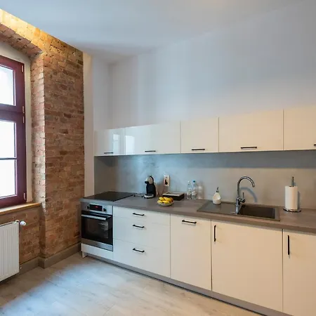 Provenir Kwiatowa 5 *