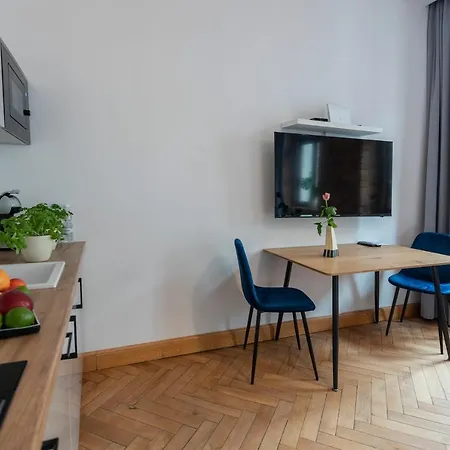 Provenir Kwiatowa 5 Poznan