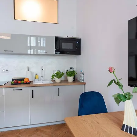 Apartment Provenir Kwiatowa 5 Poznan