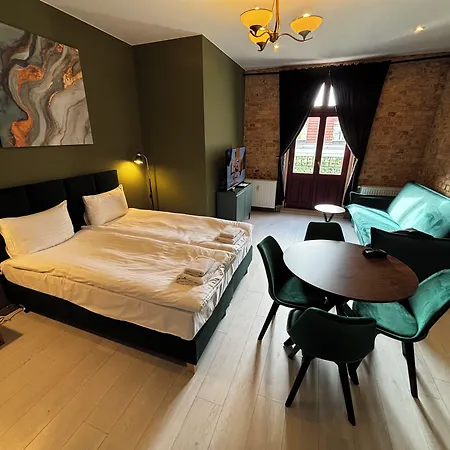 Апартаменти Provenir Kwiatowa 5 *