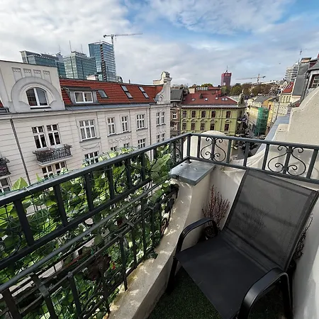 Provenir Kwiatowa 5 * Познань