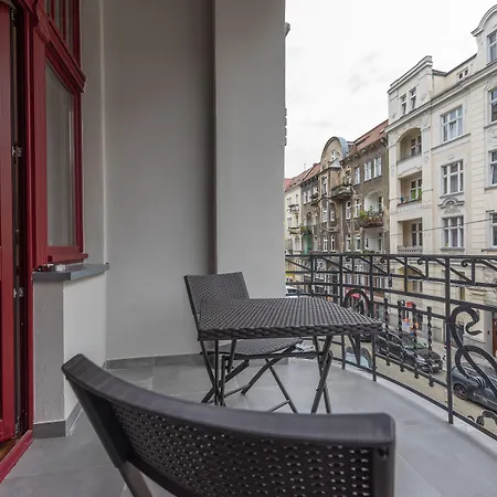 Апартаменти Provenir Kwiatowa 5 *