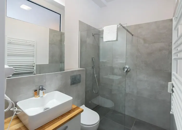 Provenir Kwiatowa 5 Posen