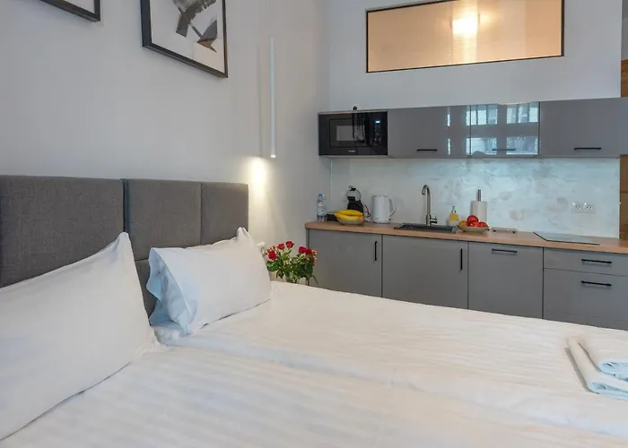 Provenir Kwiatowa 5 Apartment Posen